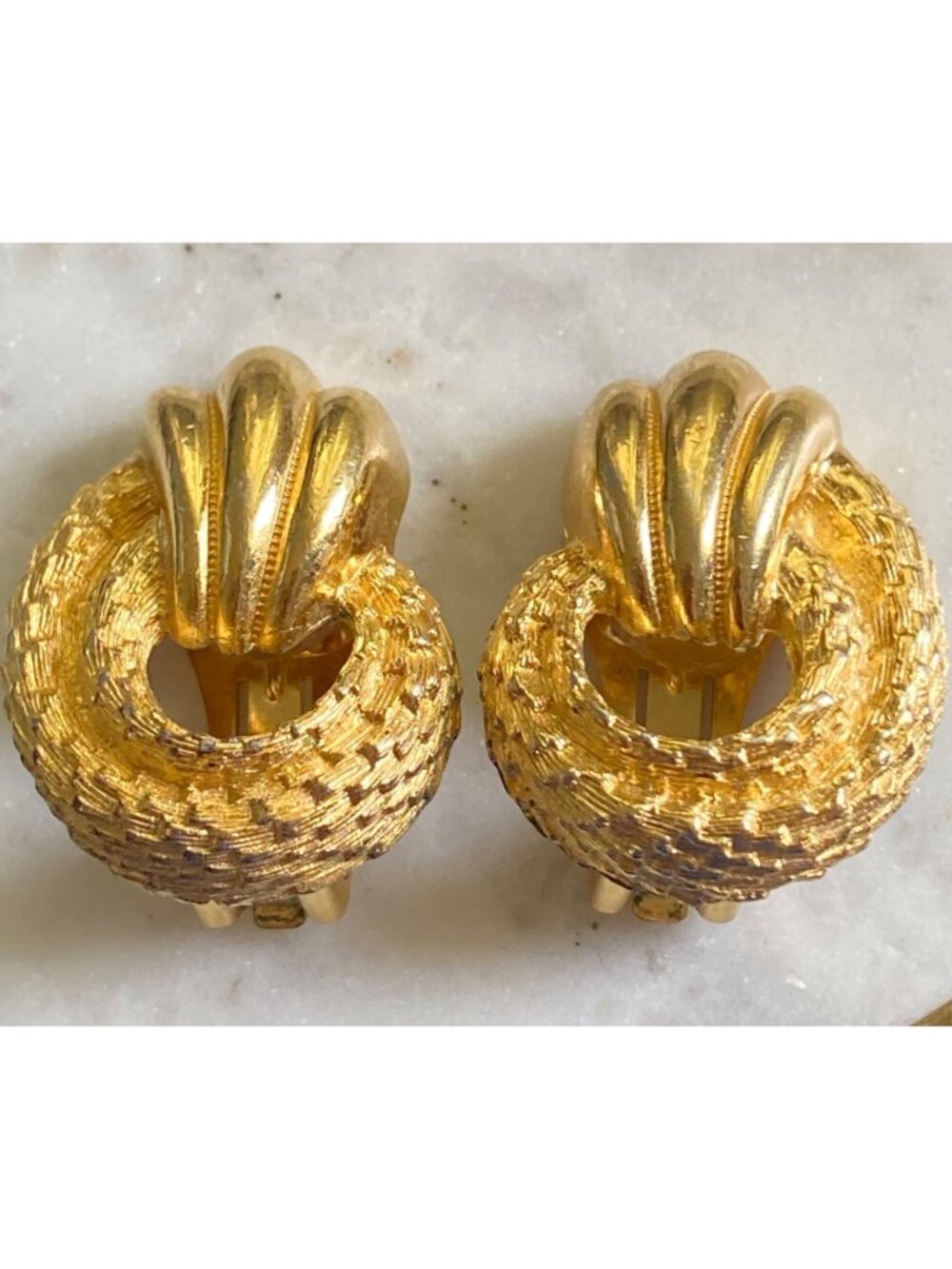 Christian Dior Vintage Gold-Tone Textured Clip-On Earrings - Picture 6 of 8